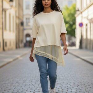 Camiseta asimétrica encajeCamiseta bajo encajeCamiseta oversize encajeCamiseta combinada encajeCamiseta crema asimétrica