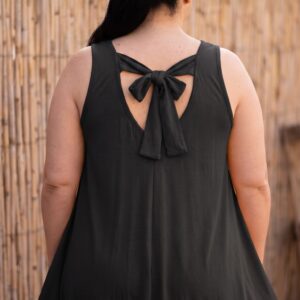 Vestido Minimalista Evasé con Detalle de Lazo Negro – Talla 48 a 56